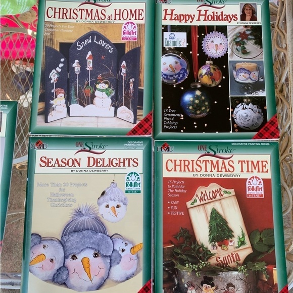Bundle Lot of 10 Donna Dewberry Magazines Fabric Painting Christmas Home Glass - Picture 2 of 5